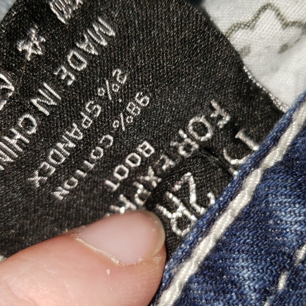 Jeans - Picture 3 of 7